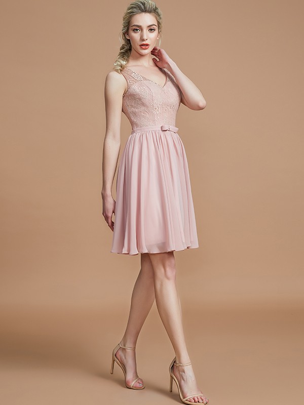 A-Line/Princess V-neck Sleeveless Lace Short/Mini Chiffon Bridesmaid Dresses 2839