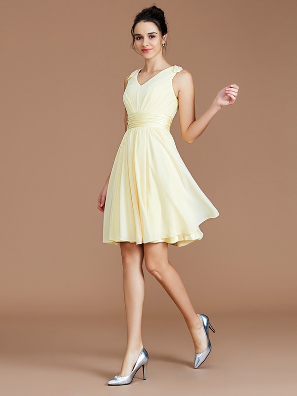 A-Line/Princess V-neck Sleeveless Sash/Ribbon/Belt Short/Mini Chiffon Bridesmaid Dresses 2856