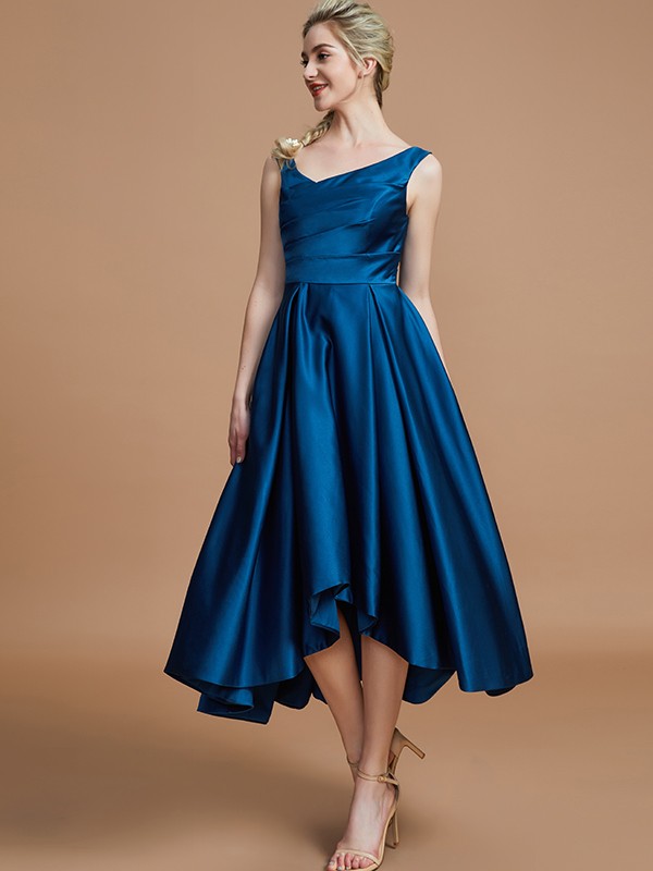 A-Line/Princess V-neck Satin Asymmetrical Sleeveless Bridesmaid Dresses 2815