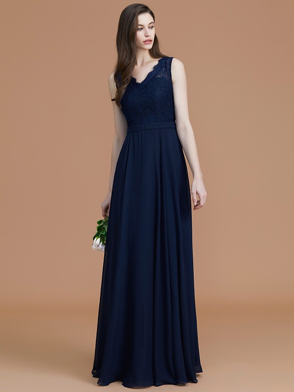 A-Line/Princess V-neck Sleeveless Floor-Length Lace Chiffon Bridesmaid Dresses 2827