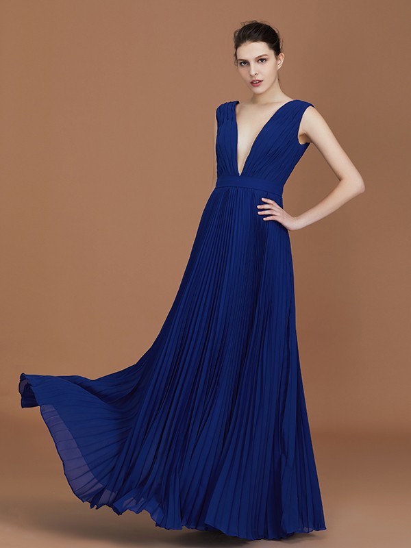 A-Line/Princess V-neck Sleeveless Pleated Floor-Length Chiffon Bridesmaid Dress 2844