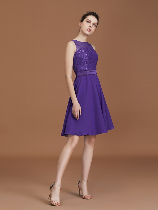 A-Line/Princess Lace Knee-Length Sleeveless Bateau Chiffon Bridesmaid Dresses 2343