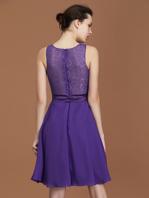 A-Line/Princess Lace Knee-Length Sleeveless Bateau Chiffon Bridesmaid Dresses 2343