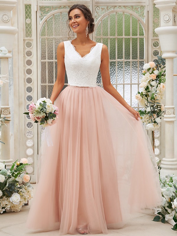 A-Line/Princess Tulle Lace V-neck Sleeveless Floor-Length Two Piece Bridesmaid Dresses 2761