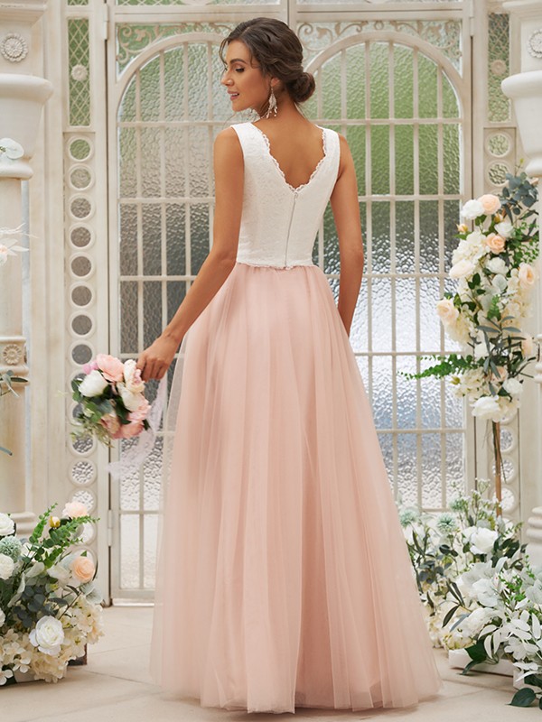 A-Line/Princess Tulle Lace V-neck Sleeveless Floor-Length Two Piece Bridesmaid Dresses 2761