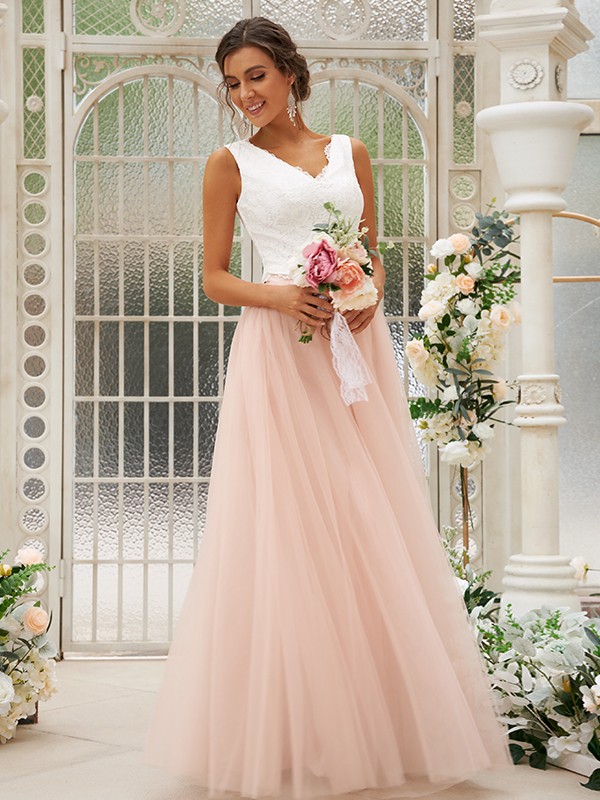 A-Line/Princess Tulle Lace V-neck Sleeveless Floor-Length Two Piece Bridesmaid Dresses 2761