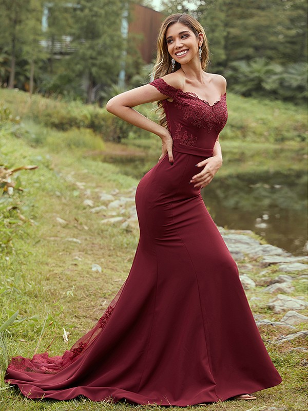 Sheath/Column Stretch Crepe Applique Off-the-Shoulder Sleeveless Sweep/Brush Train Bridesmaid Dresses 3145