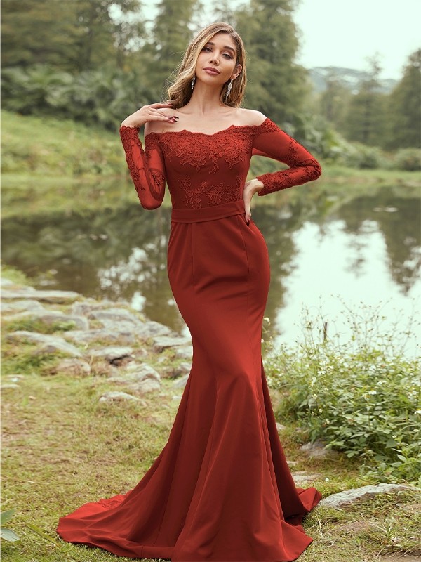 Sheath/Column Stretch Crepe Applique Off-the-Shoulder Long Sleeves Sweep/Brush Train Bridesmaid Dresses 3144