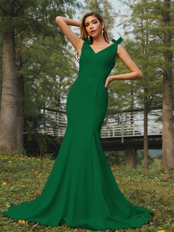 Trumpet/Mermaid Stretch Crepe Ruched V-neck Sleeveless Sweep/Brush Train Bridesmaid Dresses 3289