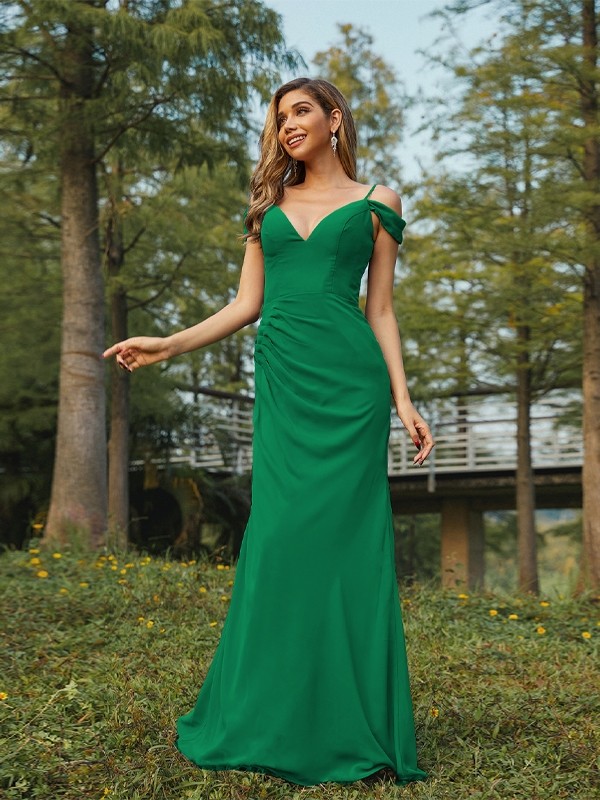 Sheath/Column Chiffon Ruched V-neck Sleeveless Floor-Length Bridesmaid Dresses 2910