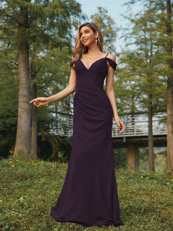 Sheath/Column Chiffon Ruched V-neck Sleeveless Floor-Length Bridesmaid Dresses 2910