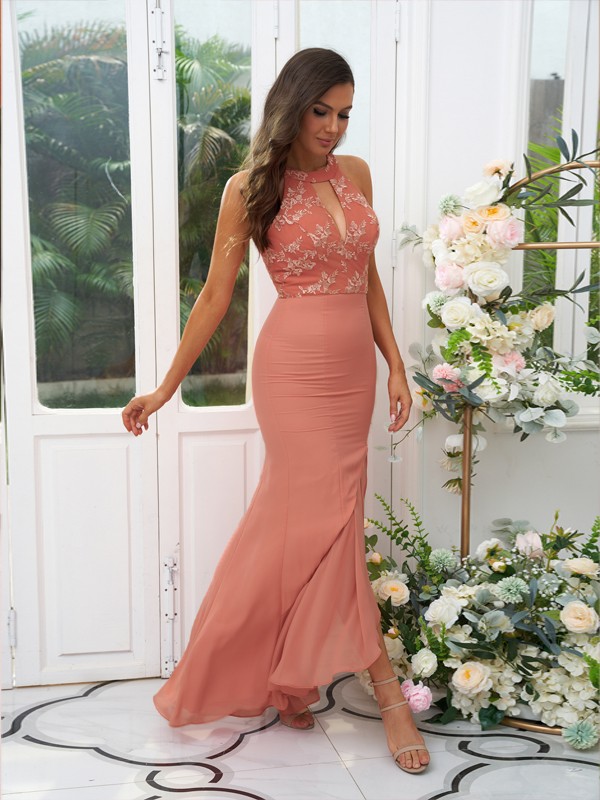 Sheath/Column Chiffon Lace Halter Sleeveless Asymmetrical Bridesmaid Dresses 2896