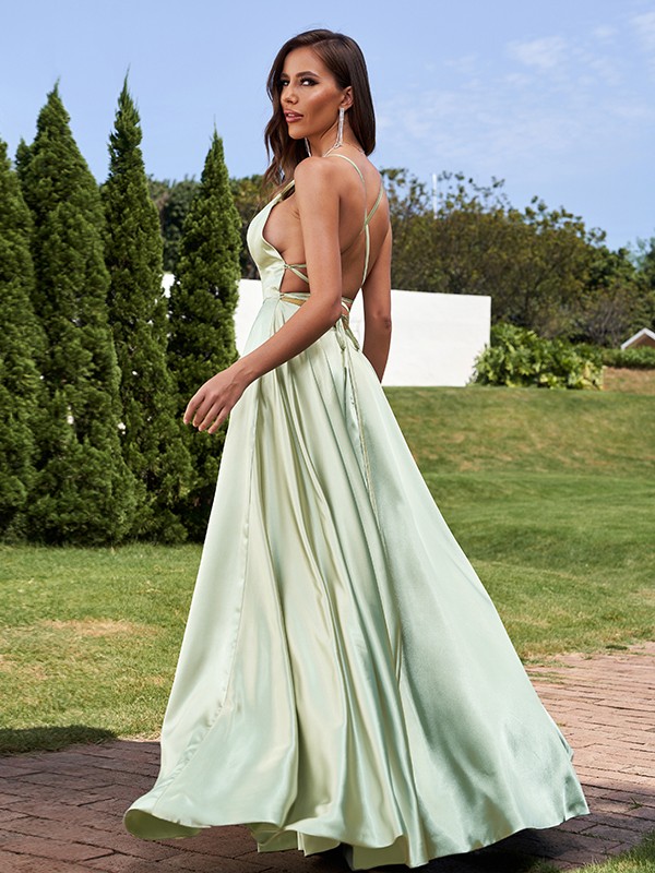 A-Line/Princess Silk Like Satin Ruffles Straps Sleeveless Floor-Length Bridesmaid Dresses 2487