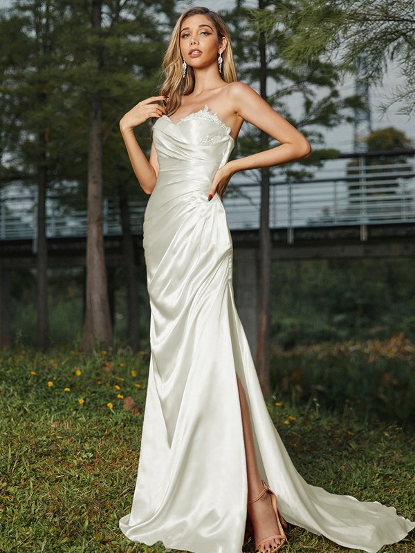 Sheath/Column Silk like Satin Ruched Sweetheart Sleeveless Sweep/Brush Train Bridesmaid Dresses 3078