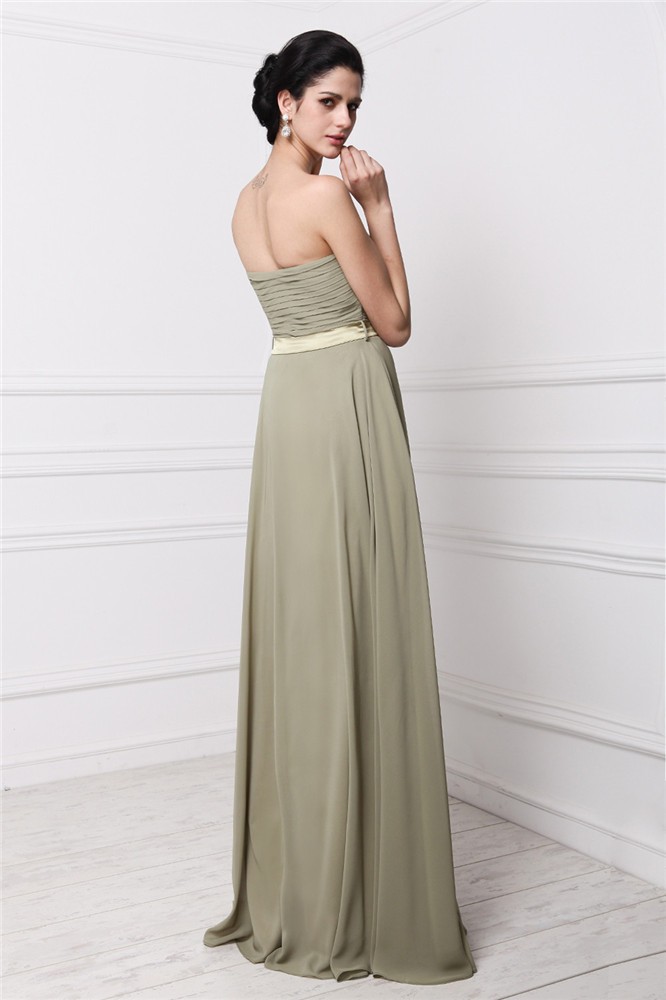 Sheath/Column Strapless Sleeveless Hand-Made Flower Pleats Long Chiffon Bridesmaid Dresses 3122