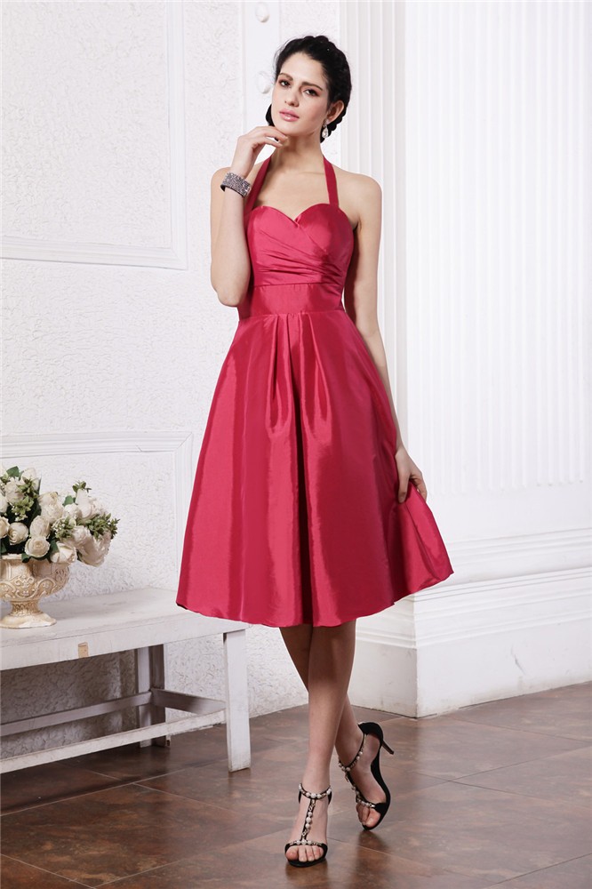 A-Line/Princess Halter Sleeveless Pleats Short Taffeta Bridesmaid Dresses 2299