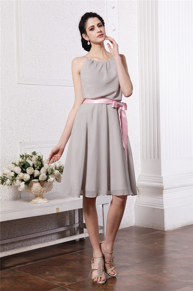 Sheath/Column Scoop Sleeveless Sash Short Chiffon Bridesmaid Dresses 3038