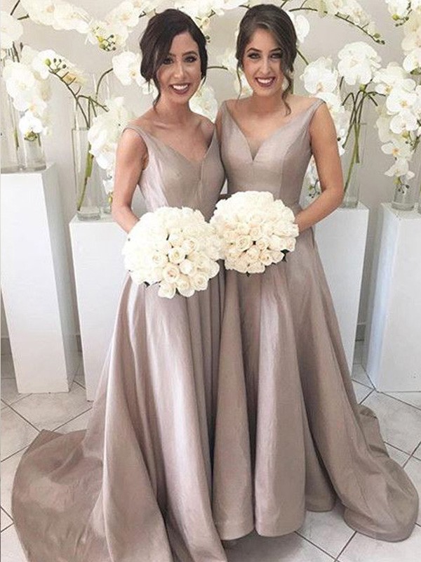 A-Line/Princess V-neck Sleeveless Sweep/Brush Train Taffeta Bridesmaid Dresses 2860