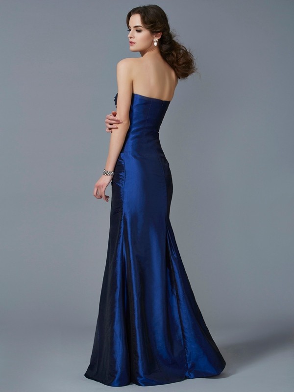 Trumpet/Mermaid Strapless Sleeveless Applique Long Taffeta Dresses 7416