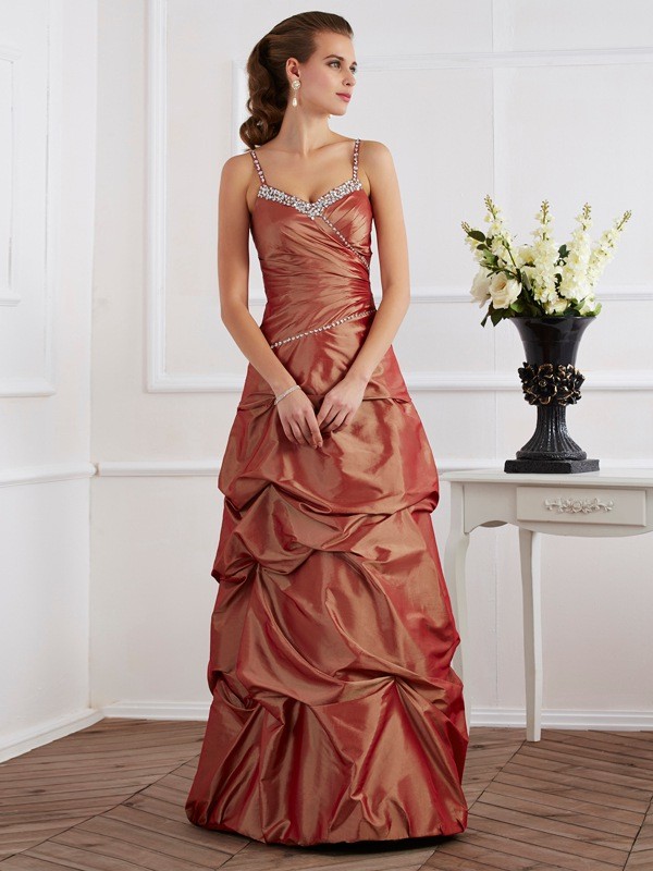 Sheath/Column Spaghetti Straps Sleeveless Beading Long Taffeta Dresses 6643