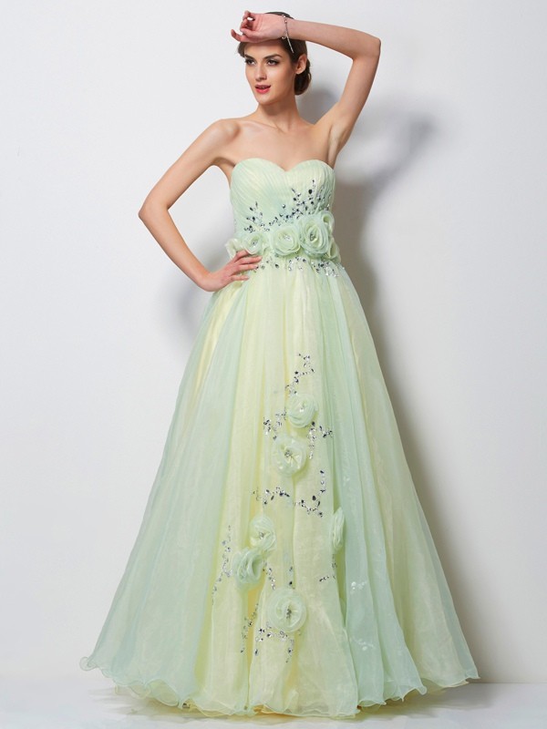 A-Line/Princess Sweetheart Sleeveless Hand-Made Flower Long Tulle Dresses 5081