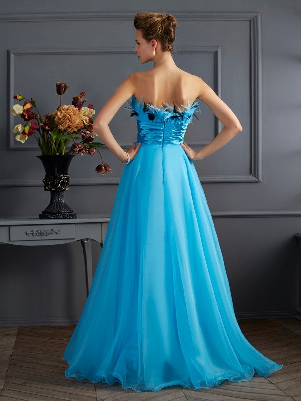 A-Line/Princess Strapless Sleeveless Long Organza Dresses 4781