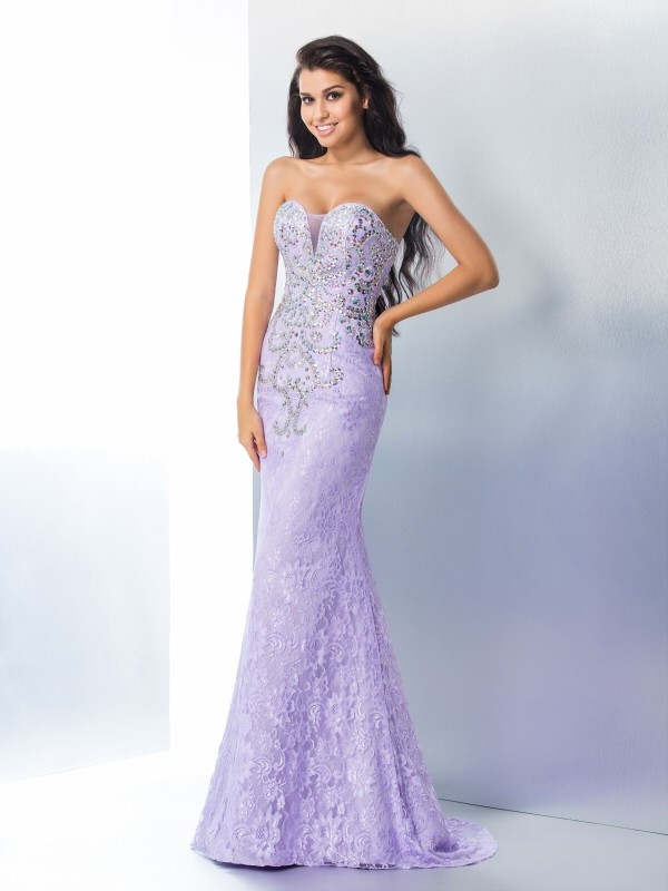 Trumpet/Mermaid Sweetheart Beading Sleeveless Long Lace Dresses 7483