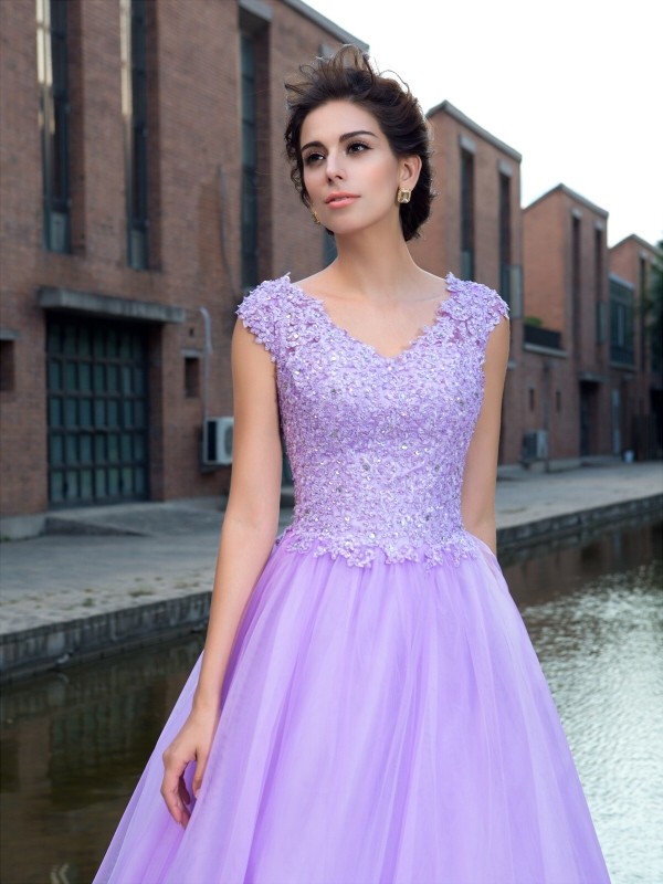 Ball Gown V-neck Applique Short Sleeves Long Net Dresses 5803