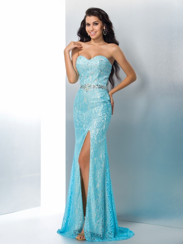 Trumpet/Mermaid Sweetheart Beading Long Sleeveless Lace Dresses 7472