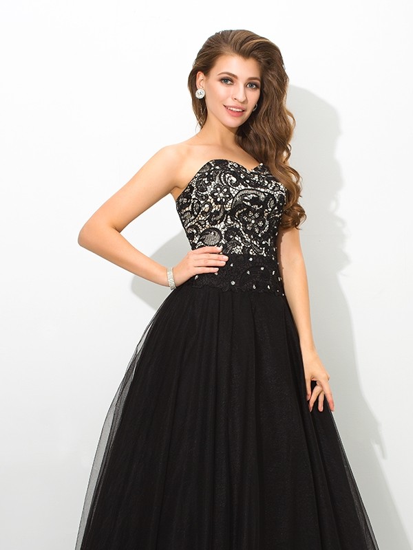 Ball Gown Sweetheart Lace Sleeveless Long Net Quinceanera Dresses 5756