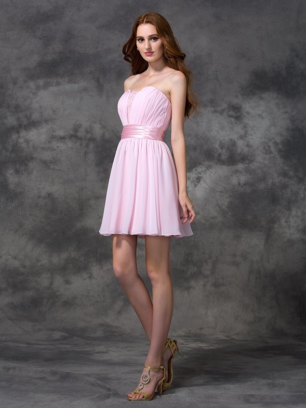 A-line/Princess Sweetheart Ruched Sleeveless Short Chiffon Dresses 5000