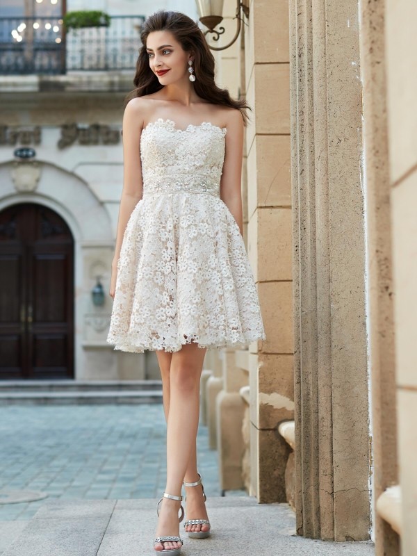 A-Line/Princess Sweetheart Sleeveless Rhinestone Short/Mini Lace Dresses 5110