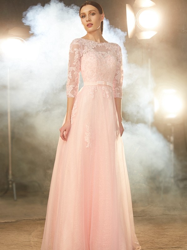 A-Line/Princess Bateau 1/2 Sleeves Floor-Length Applique Tulle Dresses 3356