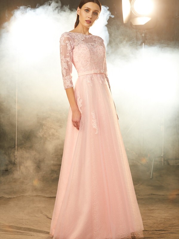 A-Line/Princess Bateau 1/2 Sleeves Floor-Length Applique Tulle Dresses 3356