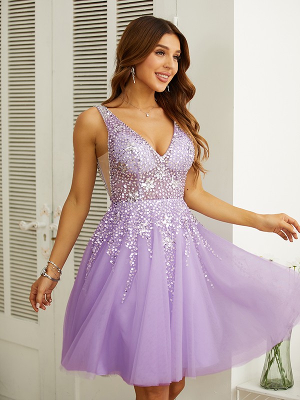 A-Line/Princess Tulle Beading V-neck Sleeveless Knee-Length Dresses 5297