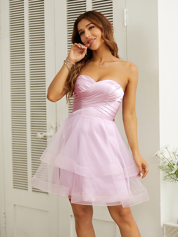 A-Line/Princess Tulle Ruched Sweetheart Sleeveless Short/Mini Dresses 5352