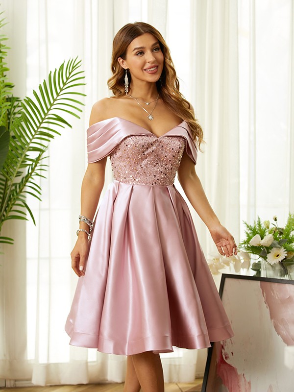 A-Line/Princess Satin Beading Off-the-Shoulder Sleeveless Knee-Length Dresses 4072