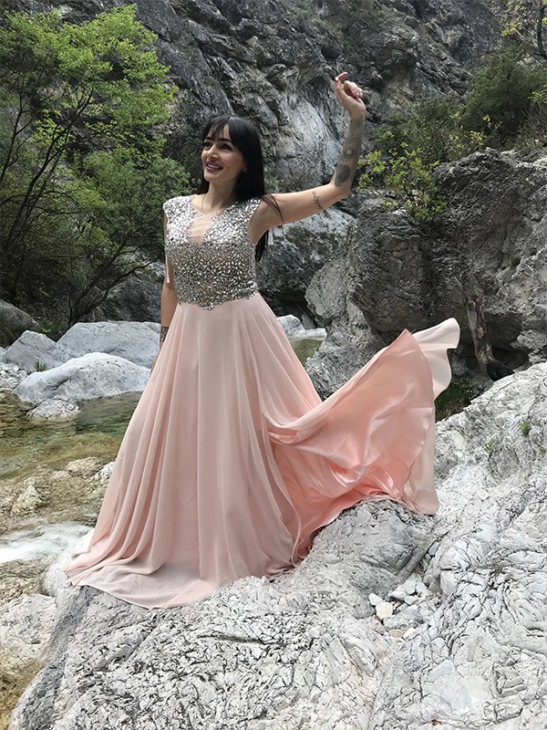 A-Line/Princess Bateau Chiffon Sequin Floor-Length Sleeveless Dresses 3376