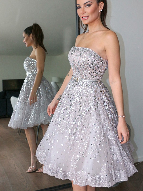 A-Line/Princess Strapless Sleeveless Sequin Knee-Length Tulle Homecoming Dresses 4793