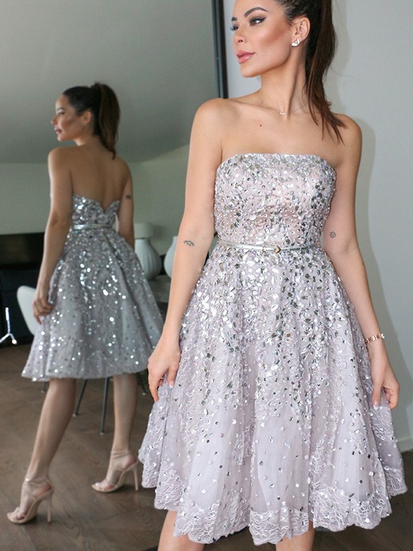 A-Line/Princess Strapless Sleeveless Sequin Knee-Length Tulle Homecoming Dresses 4793