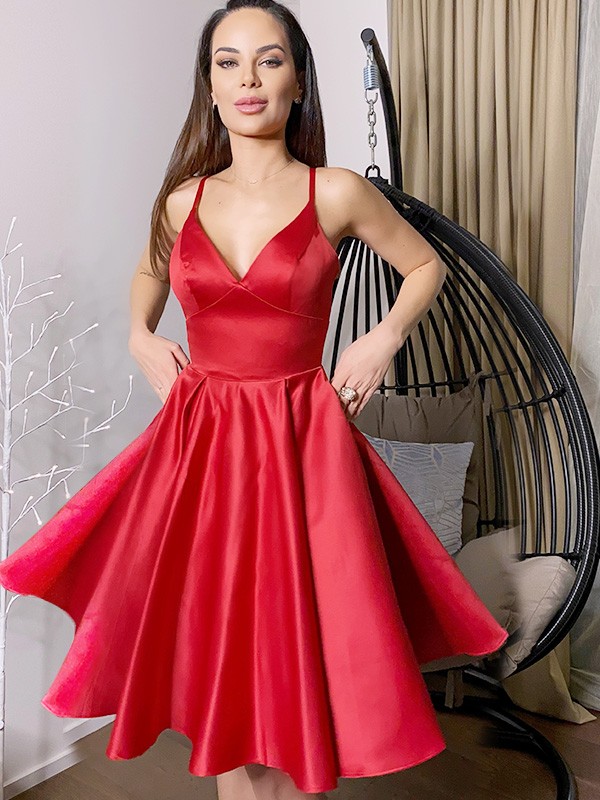 A-Line/Princess V-neck Sleeveless Satin Short/Mini Homecoming Dresses 5560