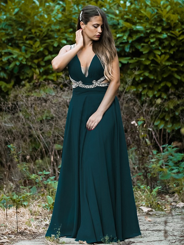 A-Line/Princess Chiffon Beading V-neck Sleeveless Floor-Length Dresses 3462