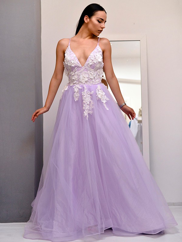 A-Line/Princess Tulle V-neck Applique Sleeveless Sweep/Brush Train Dresses 5417