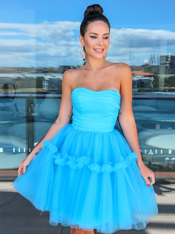 A-Line/Princess Strapless Tulle Ruffles Sleeveless Short/Mini Homecoming Dresses 4795