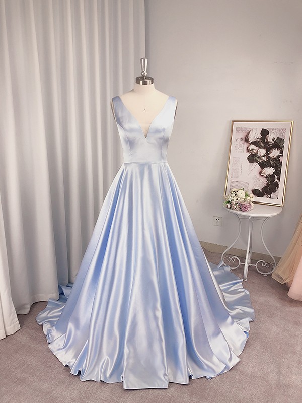 A-Line/Princess Ruffles V-neck Sleeveless Satin Sweep/Brush Train Dresses 4043