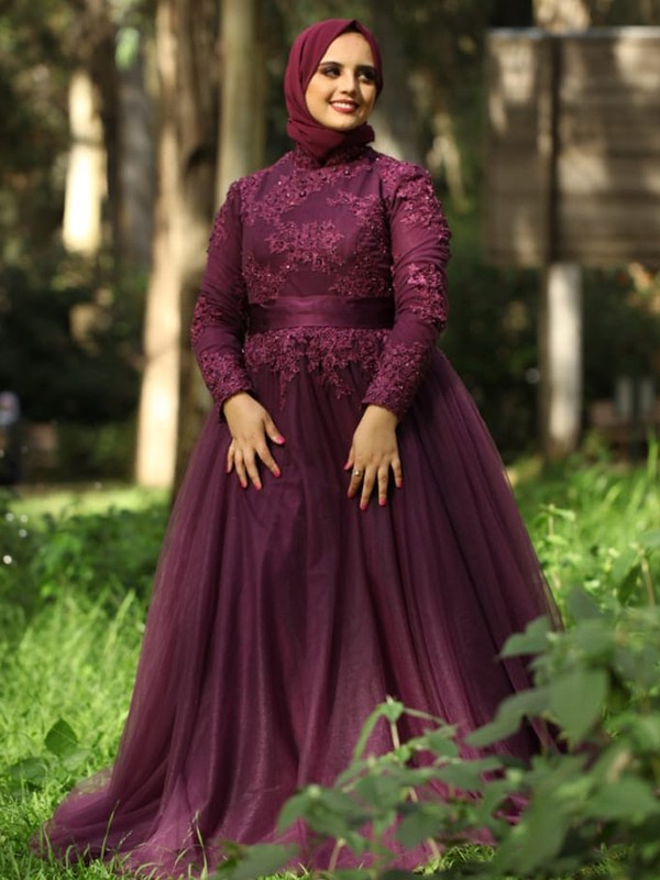 Ball Gown High Neck Tulle Applique Long Sleeves Sweep/Brush Train Muslim Dresses 5631