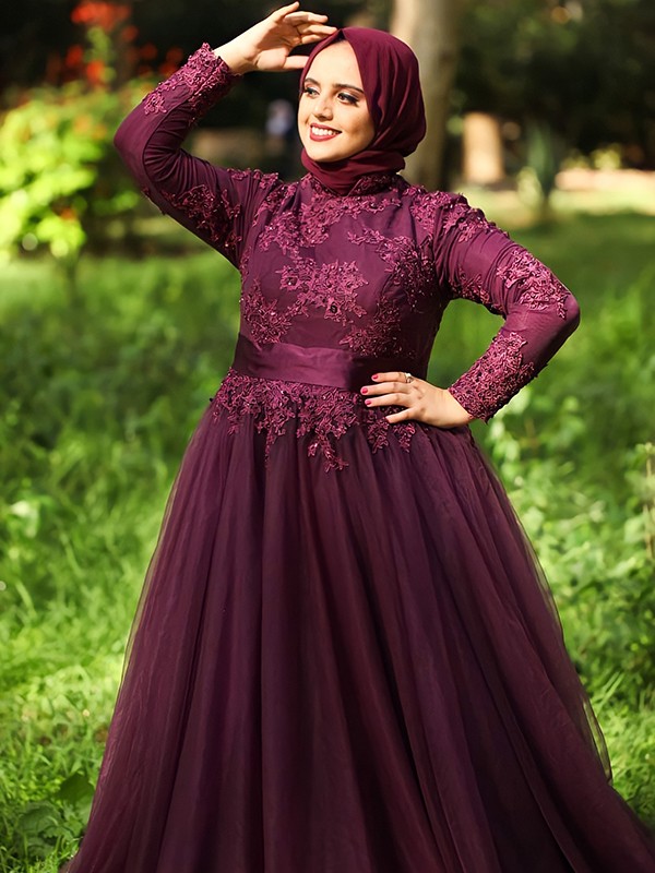 Ball Gown High Neck Tulle Applique Long Sleeves Sweep/Brush Train Muslim Dresses 5631