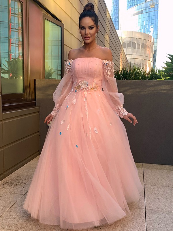 Ball Gown Hand-Made Flower Tulle Long Sleeves Off-the-Shoulder Floor-Length Dresses 5627