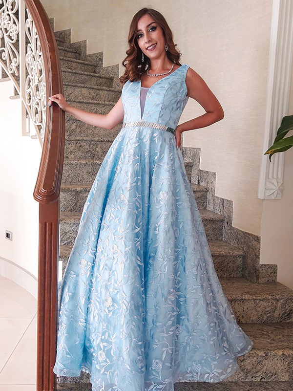 A-Line/Princess Lace Applique V-neck Sleeveless Floor-Length Dresses 3714