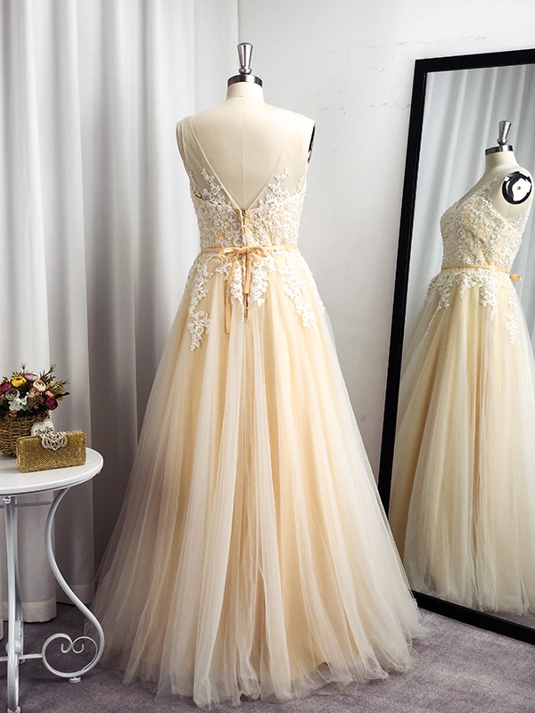 A-Line/Princess Tulle Applique Sleeveless Floor-Length Straps Dresses 5168